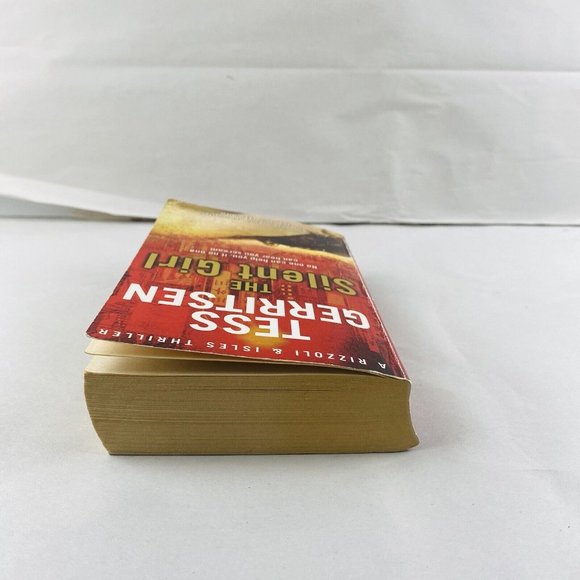 The Silent Girl By Tess Gerritsen Mystery Fiction Small Paperback Book - Picture 5 of 8